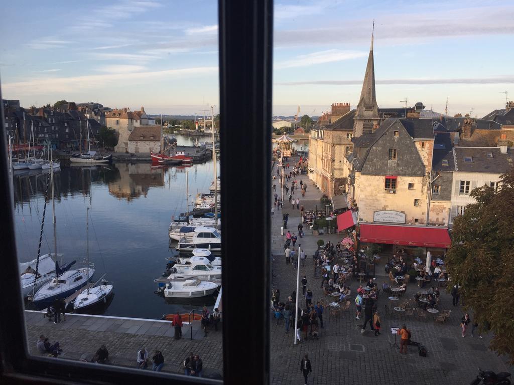 La Poupardoise Hotel Honfleur Buitenkant foto