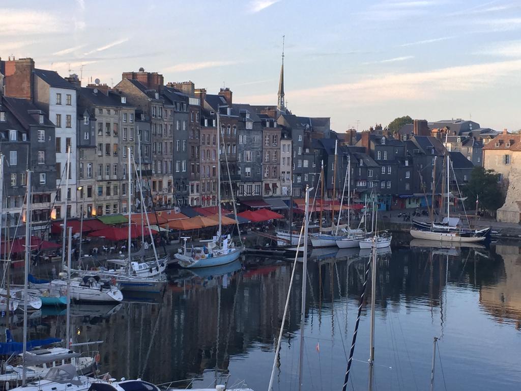 La Poupardoise Hotel Honfleur Buitenkant foto